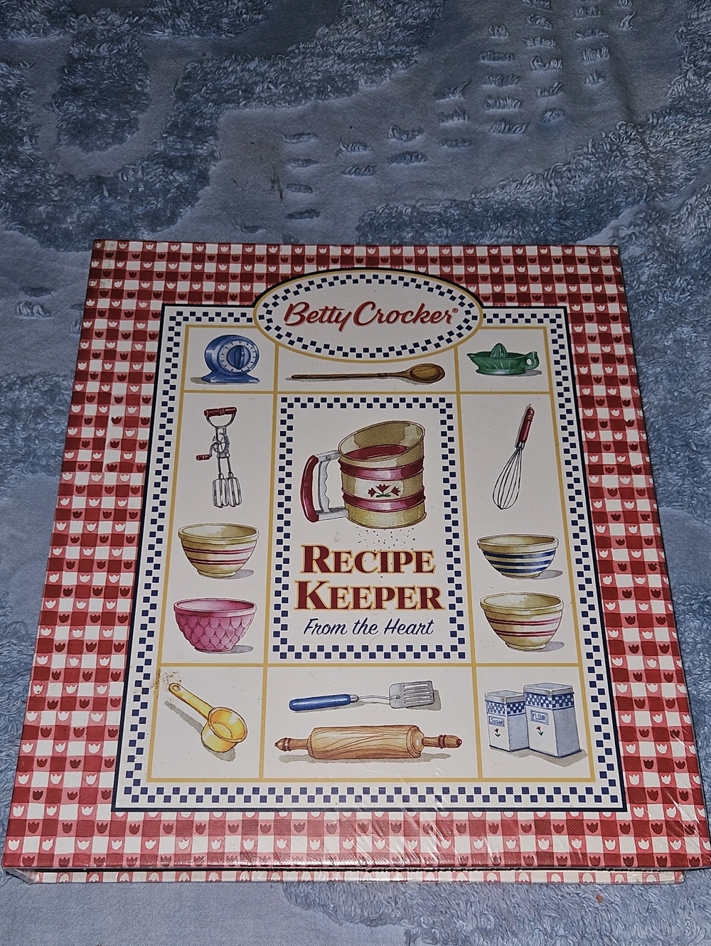 Betty Crocker Red and White Gingham Recipe Keeper Binder